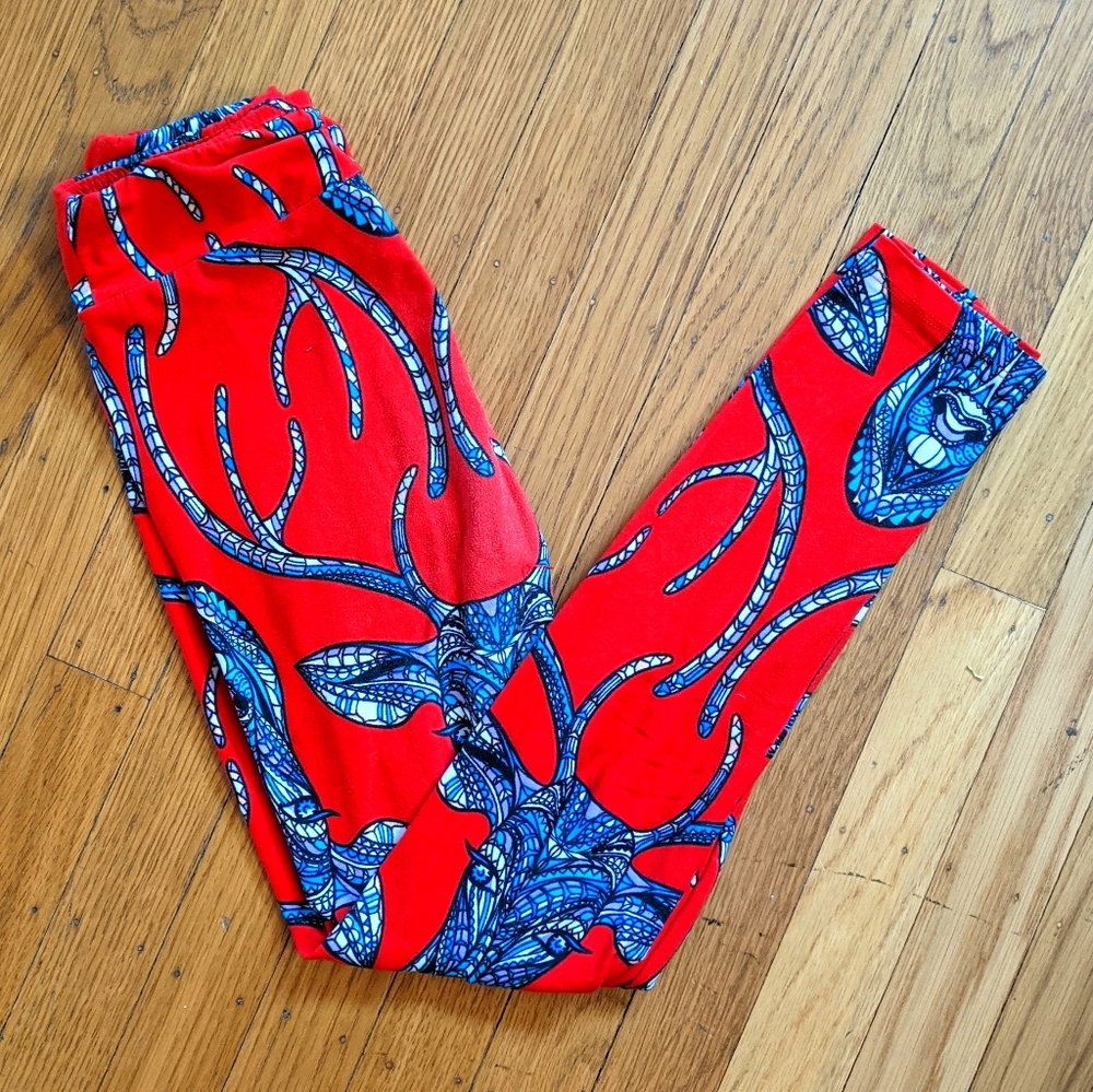 Georgious Lularoe red deer print leggings tween
